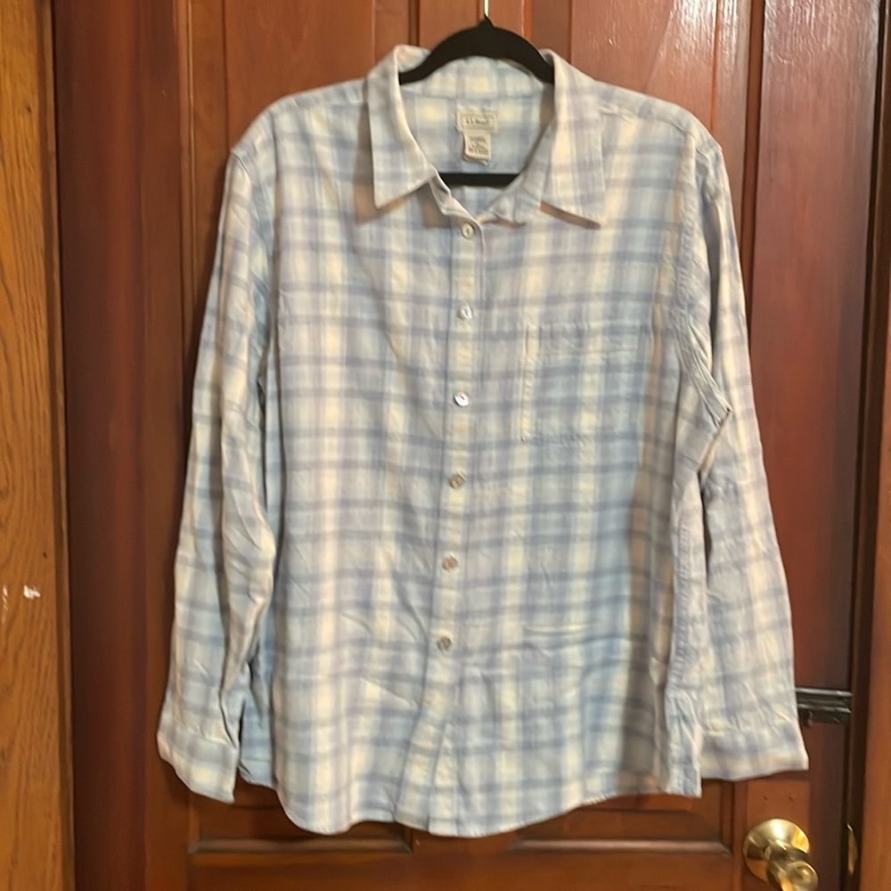 W’s LL Bean L/S Blue/White Plaid Button-up